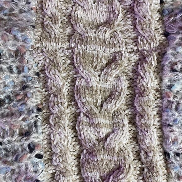 CEJON Knitted Cable Chunky Fuzzy Infinity Loop Scarf In Pastel - Picture 7 of 12